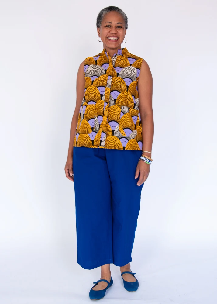 Agora Sleeveless Shirt - Image 7
