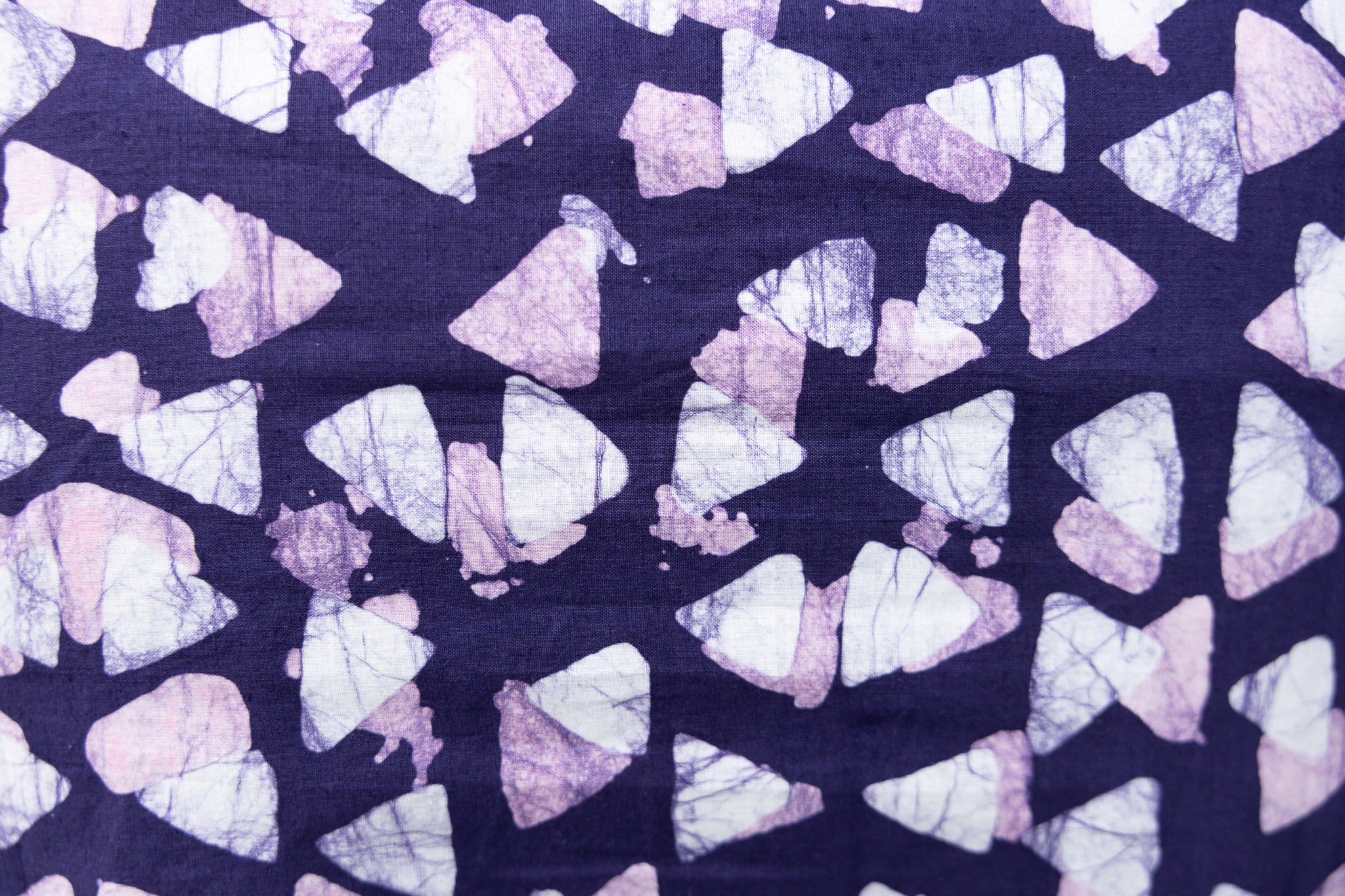 Catchlight Sleeveless Shirt - Image 3
