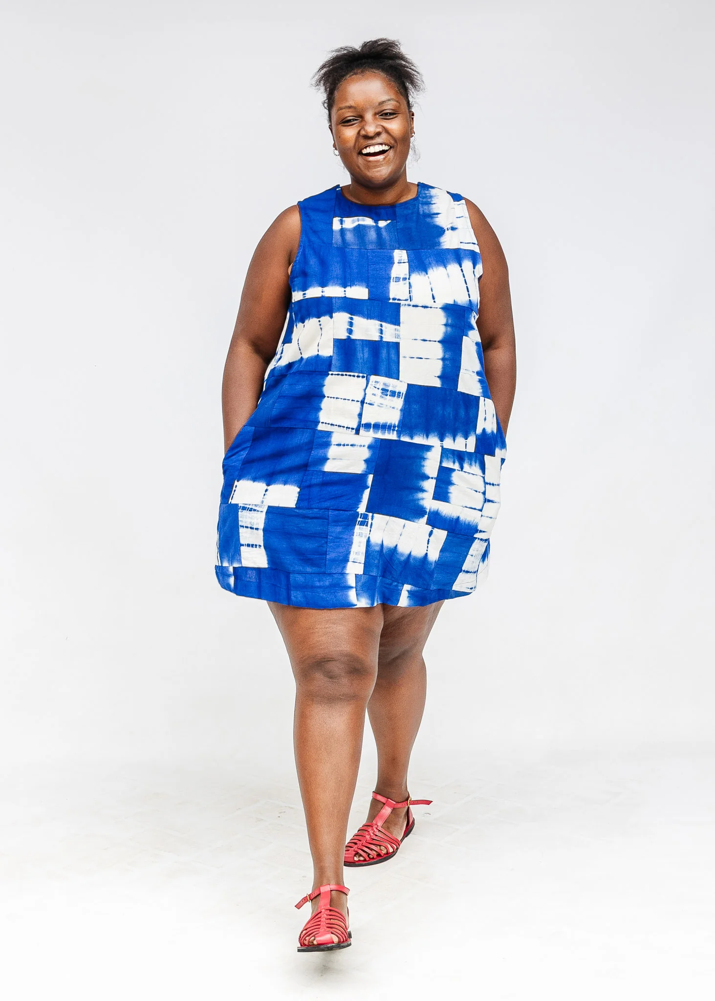 Do the Wave Reversible Patchwork Shift Dress - Image 9