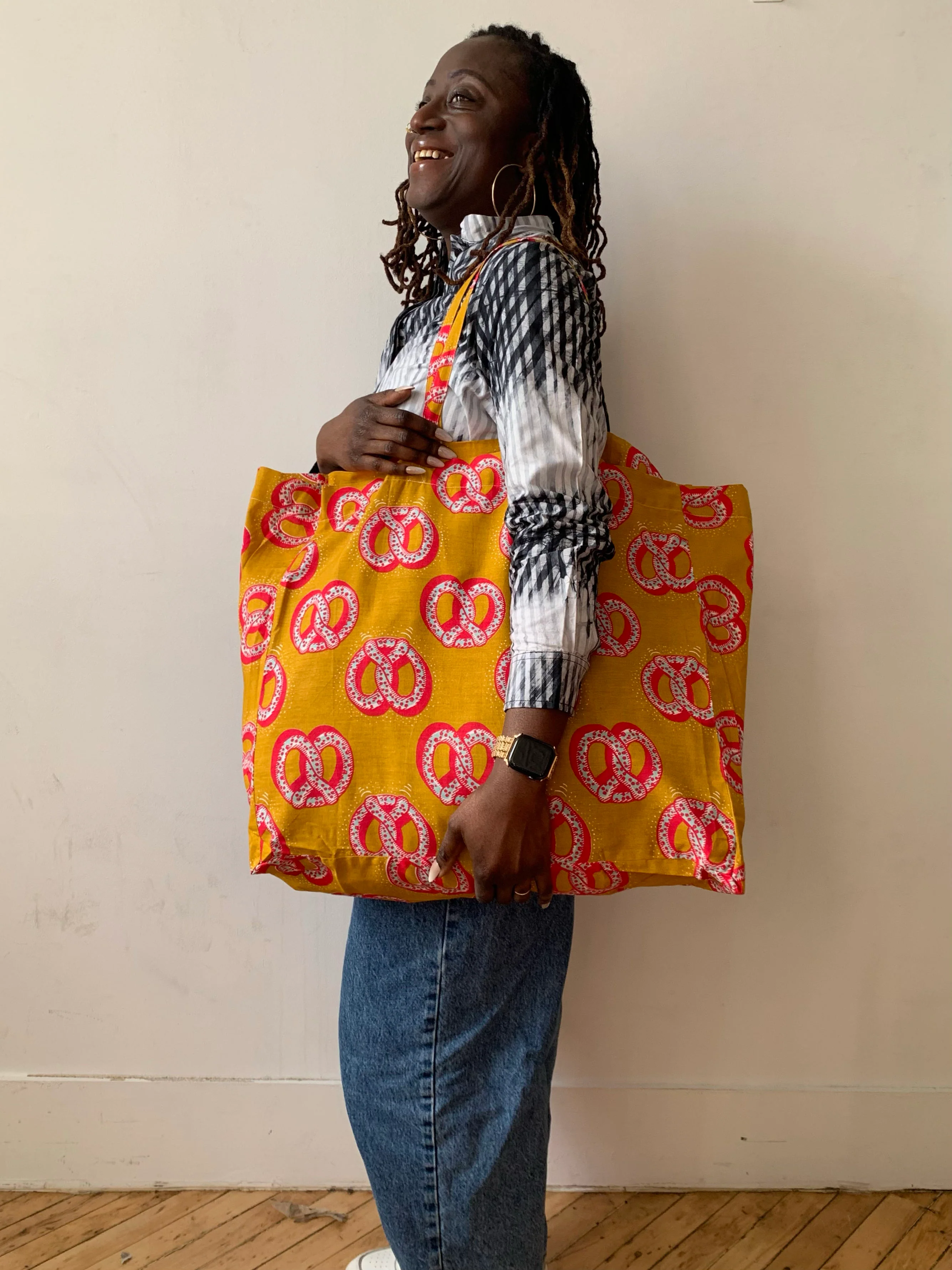 Oversized Tote - Image 7