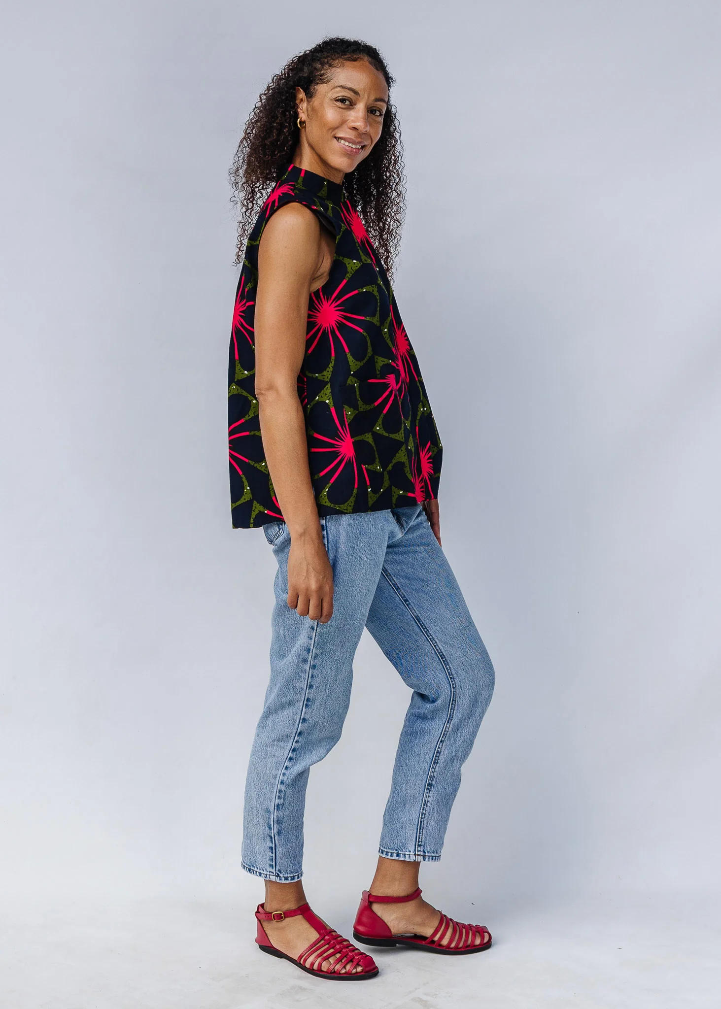Plumeria Sleeveless Shirt - Image 4