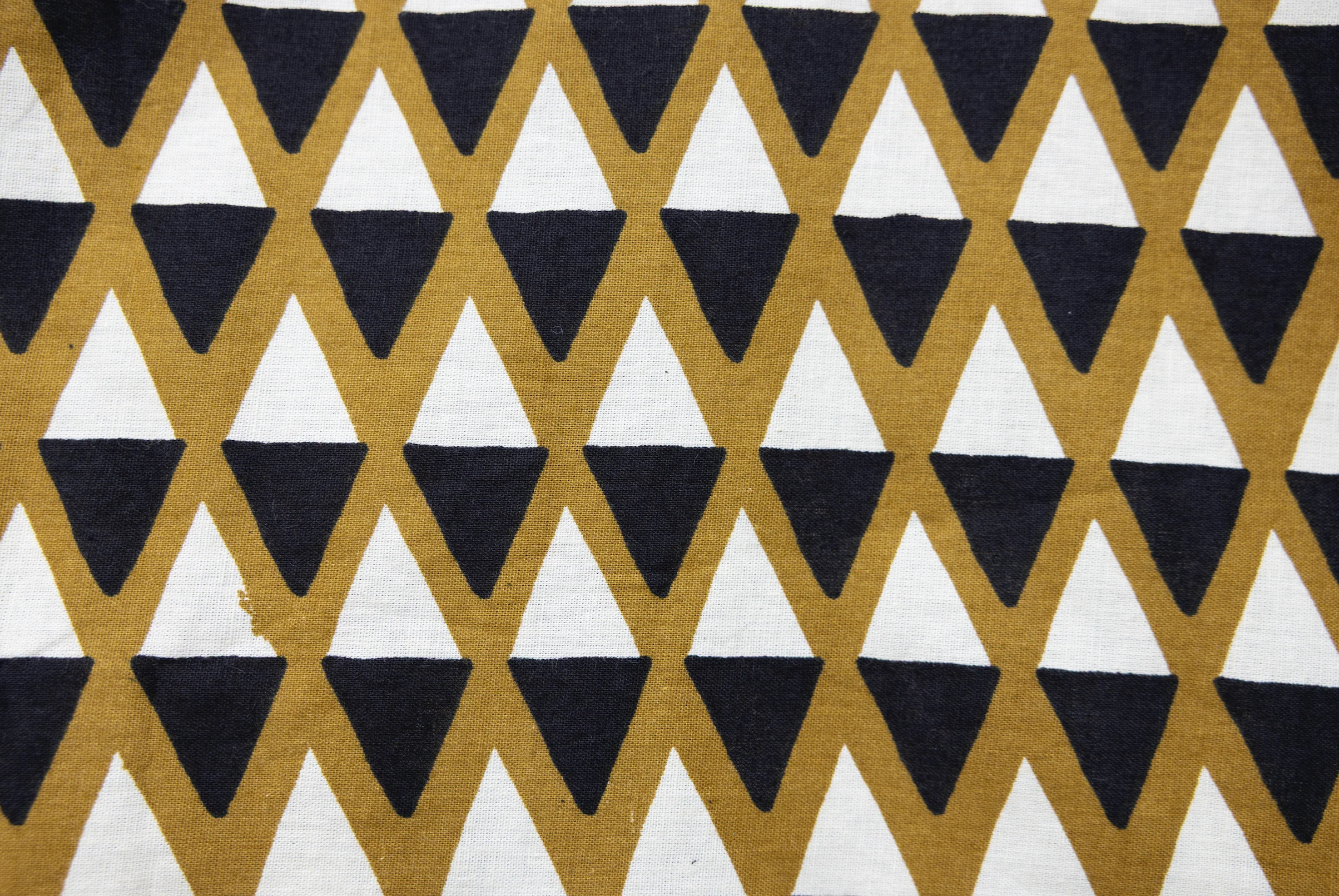 Triangulate Short Sleeved Shirt - Image 4